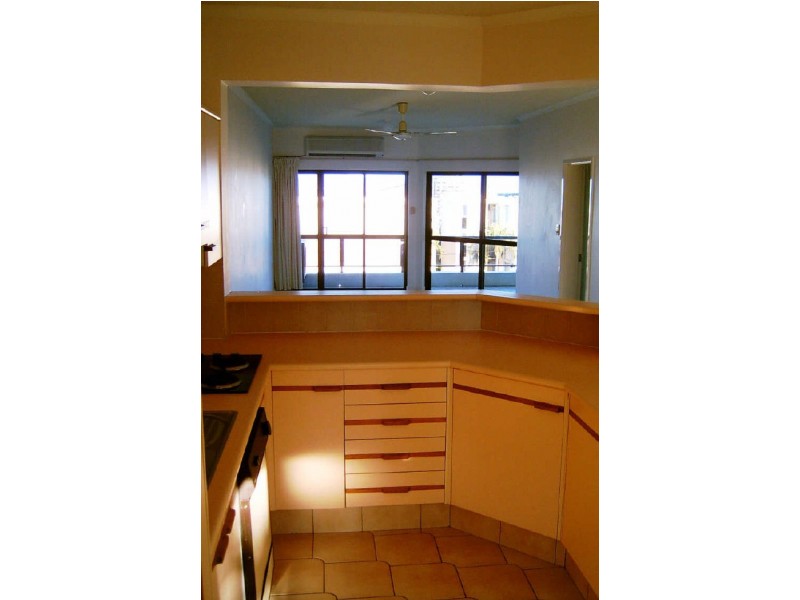 36/7 Hale Street, North Ward QLD 4810