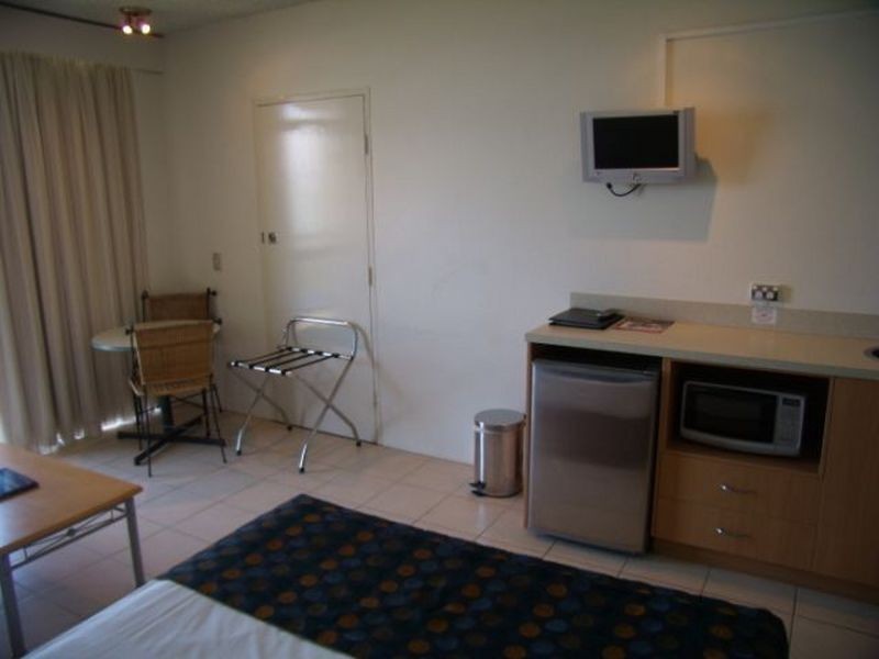 710 & 711/75 The Strand, North Ward QLD 4810