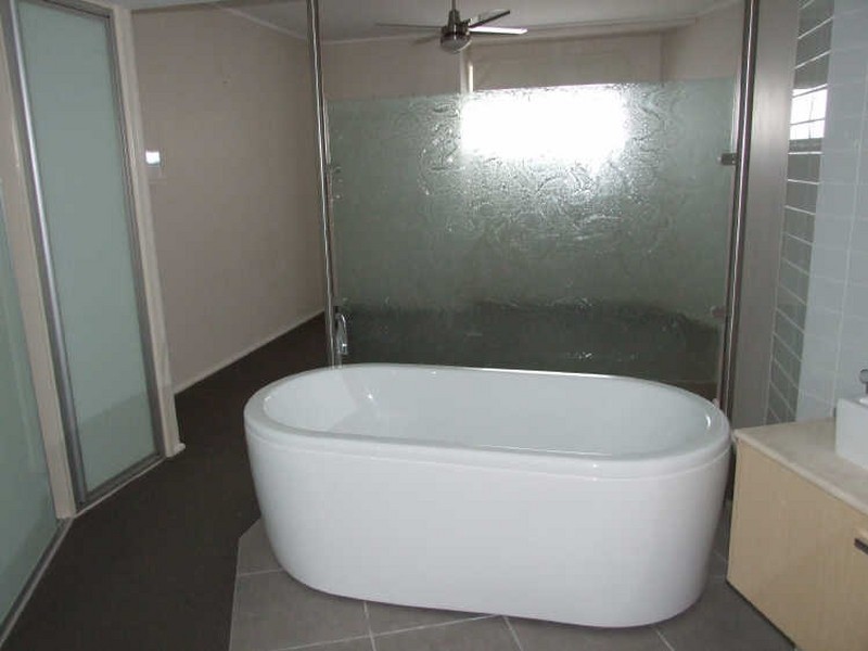 317/72-74 The Strand, North Ward QLD 4810