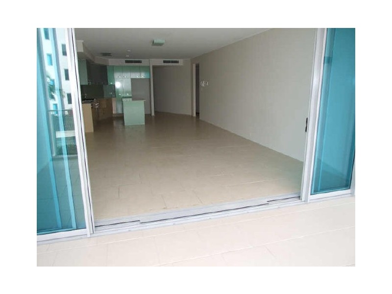 317/72-74 The Strand, North Ward QLD 4810