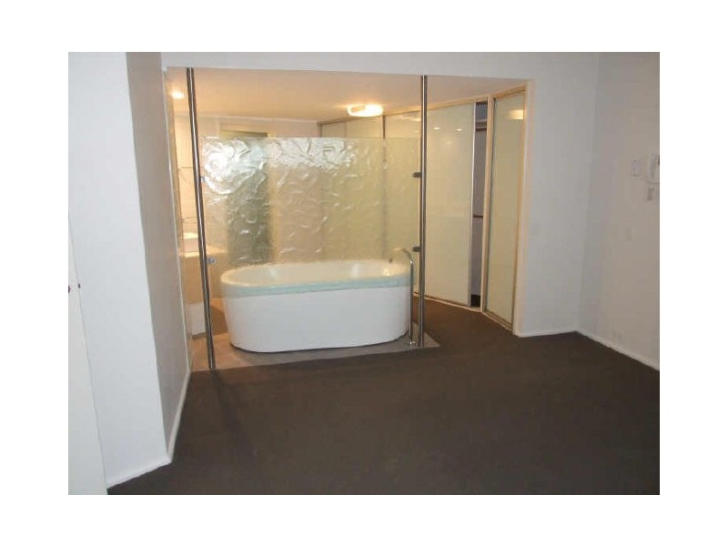 317/72-74 The Strand, North Ward QLD 4810