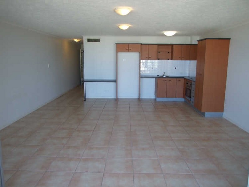 19/209 Wills Street, Townsville QLD 4810