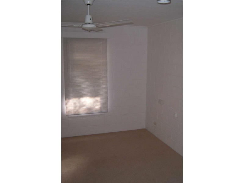 1/116 Thirteenth Avenue, Railway Estate QLD 4810