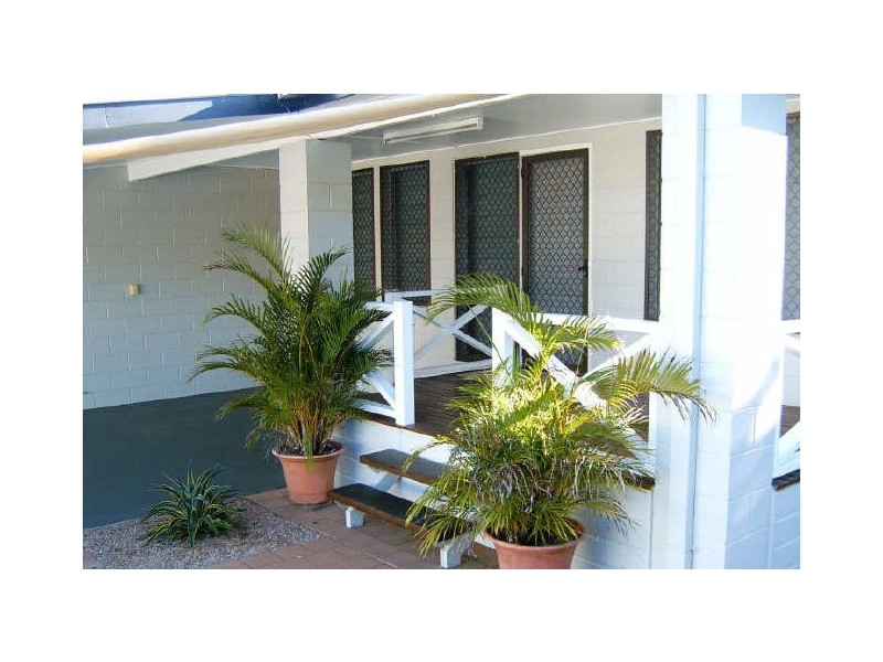 1/116 Thirteenth Avenue, Railway Estate QLD 4810