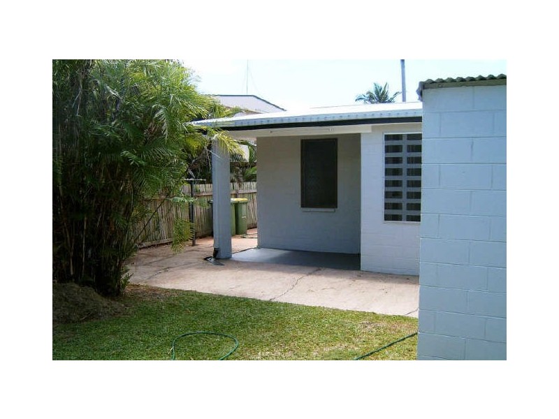 1/116 Thirteenth Avenue, Railway Estate QLD 4810