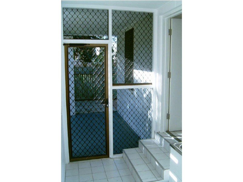 1/116 Thirteenth Avenue, Railway Estate QLD 4810