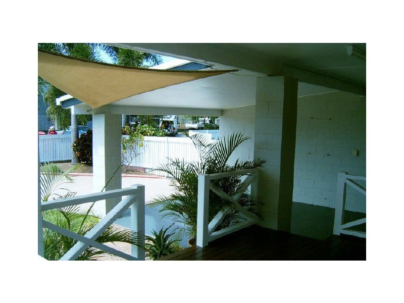 1/116 Thirteenth Avenue, Railway Estate QLD 4810