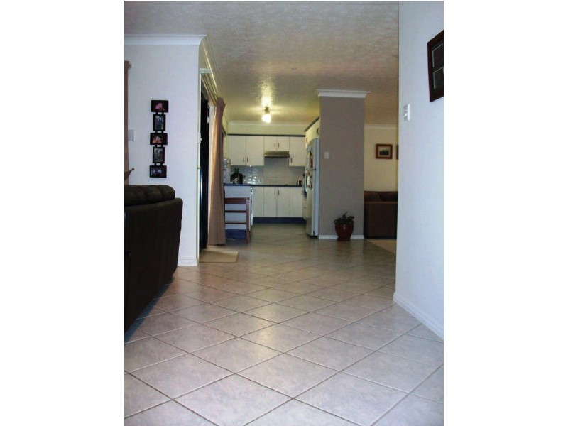 8 Miller Circuit, Kirwan QLD 4817
