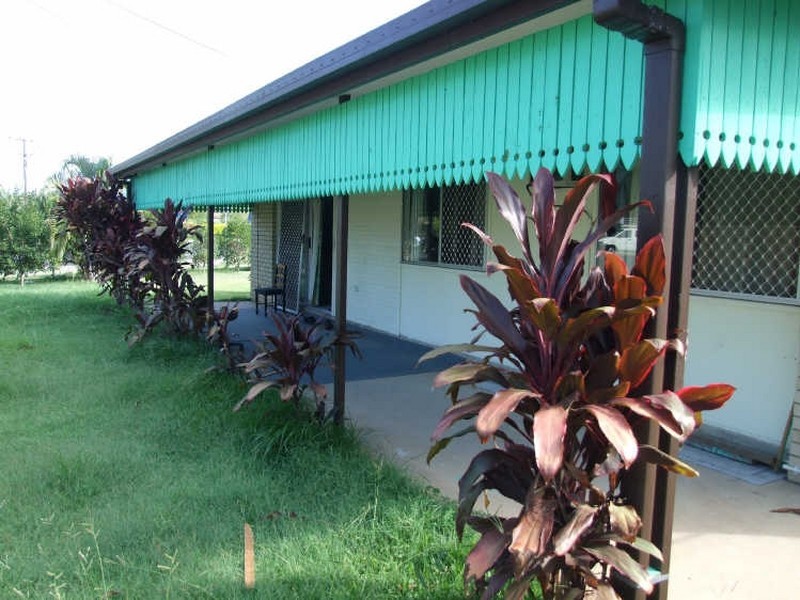 187-191 Nathan Street, Cranbrook QLD 4814