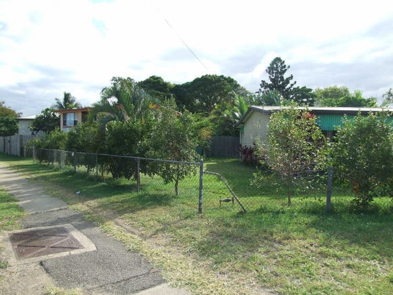 187-191 Nathan Street, Cranbrook QLD 4814