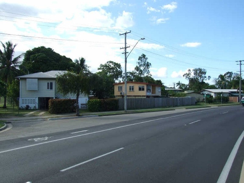 187-191 Nathan Street, Cranbrook QLD 4814