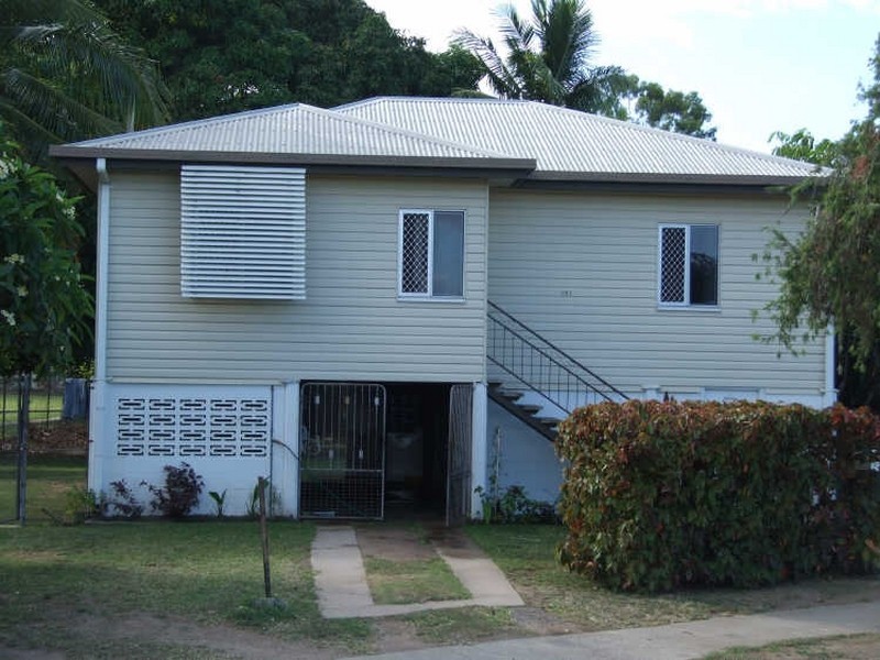 187-191 Nathan Street, Cranbrook QLD 4814