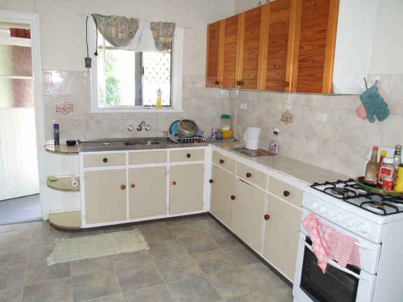 187-191 Nathan Street, Cranbrook QLD 4814