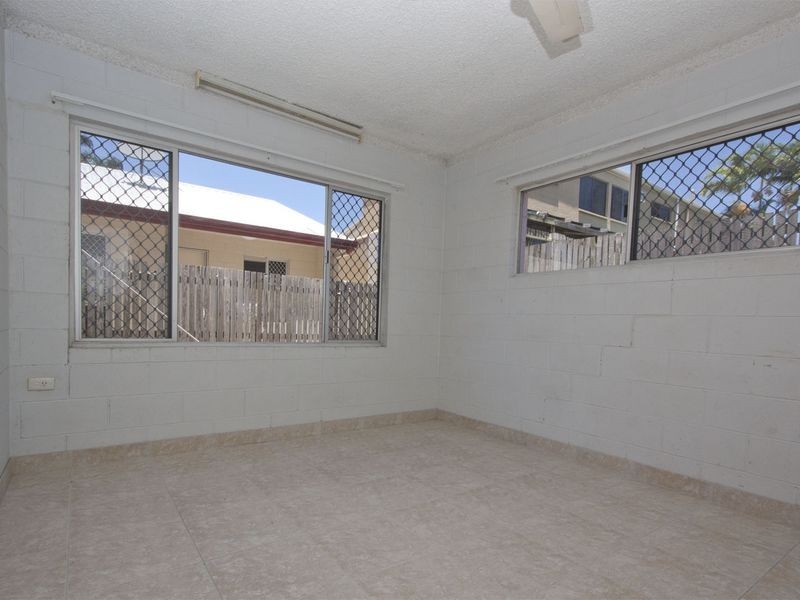 Hermit Park QLD 4812