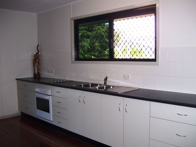 8 Clements Crescent, Vincent QLD 4814