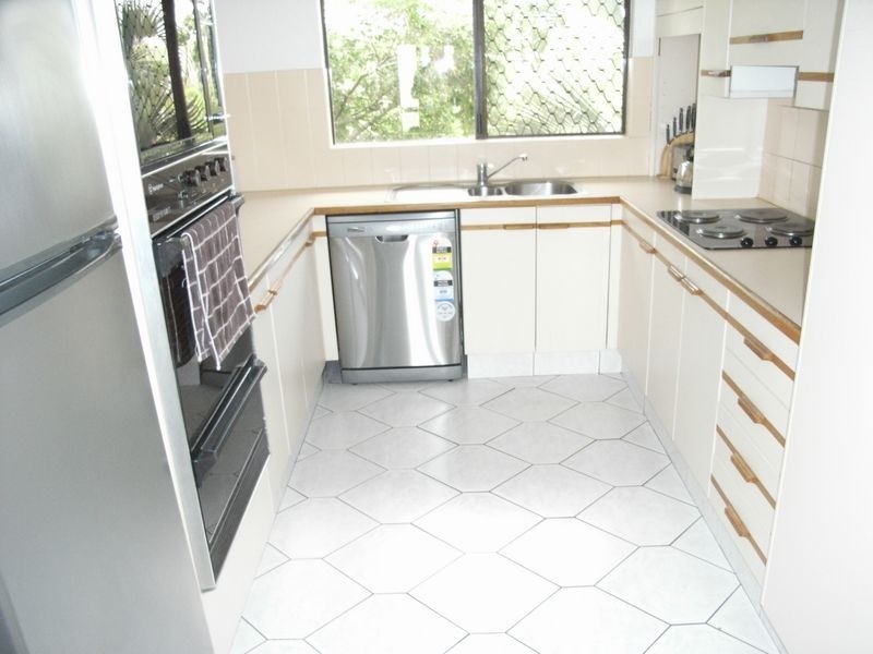 14/7 Hale Street, North Ward QLD 4810