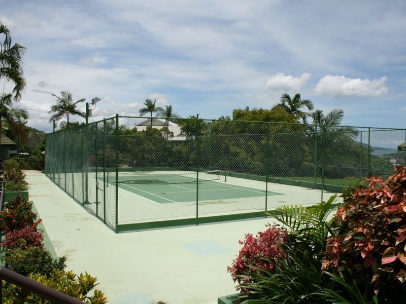 18/15 Hale Street, North Ward QLD 4810