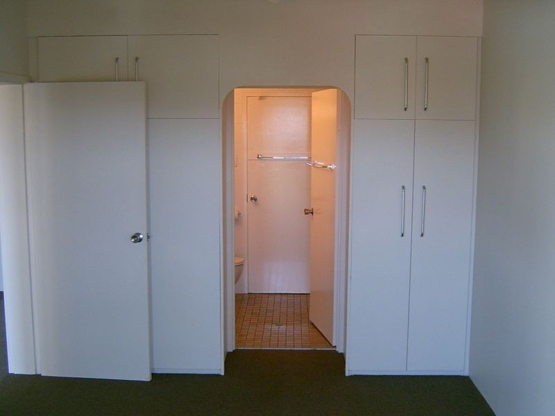 18/15 Hale Street, North Ward QLD 4810