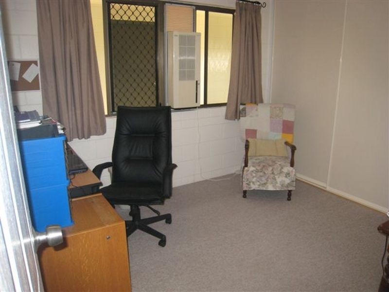 4 High Vista Drive, Mount Louisa QLD 4814