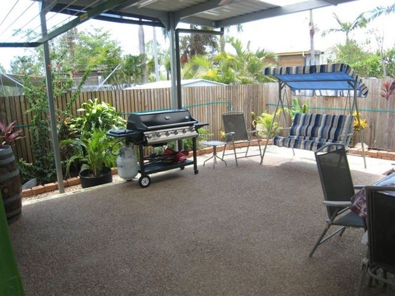 4 High Vista Drive, Mount Louisa QLD 4814