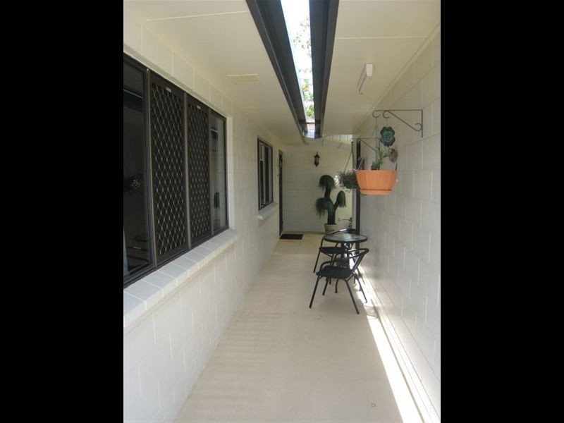 4 High Vista Drive, Mount Louisa QLD 4814