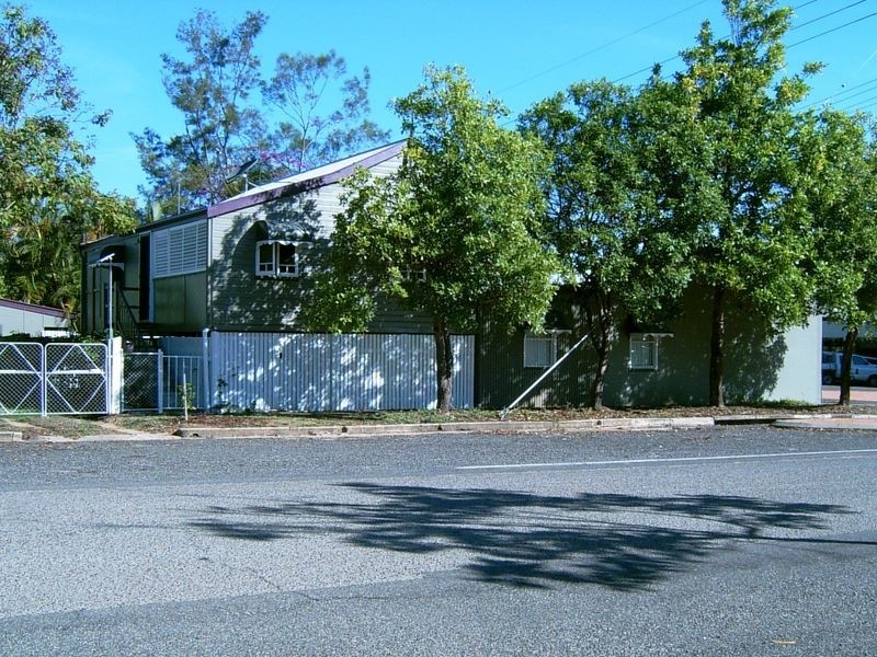 39 Allen Street, South Townsville QLD 4810