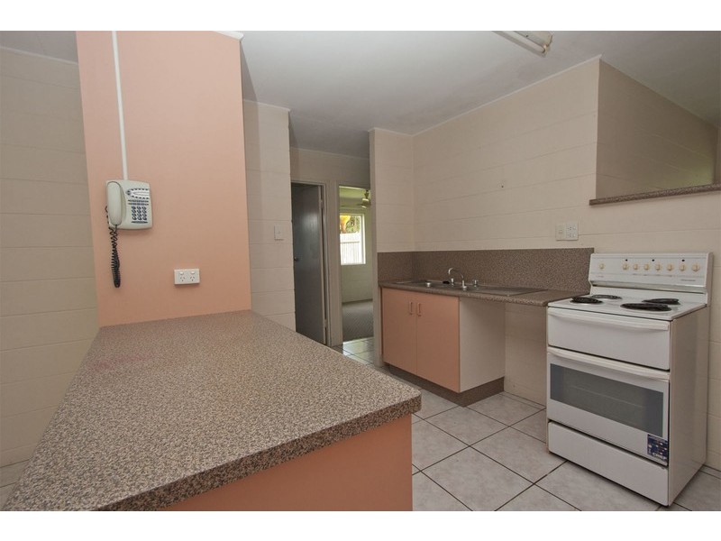 1/6 Bambil Court, Mount Louisa QLD 4814