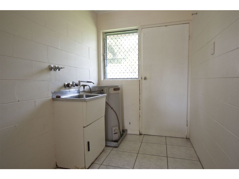 1/6 Bambil Court, Mount Louisa QLD 4814