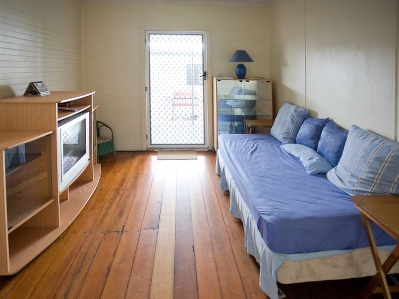 3 Sunset Avenue, Mundingburra QLD 4812