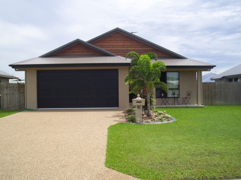 42 Gatwick Street, Burdell QLD 4818