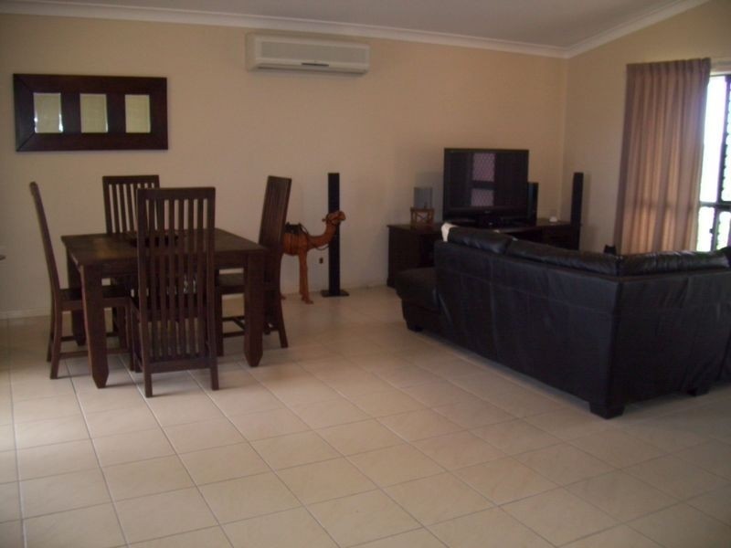 42 Gatwick Street, Burdell QLD 4818