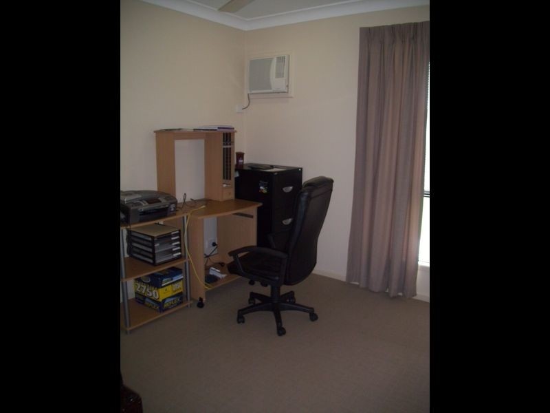 42 Gatwick Street, Burdell QLD 4818