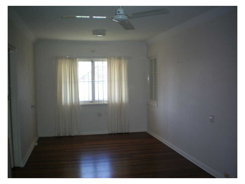 2/30 Cleveland Terrace, Townsville QLD 4810