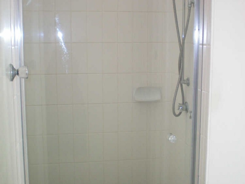 2/30 Cleveland Terrace, Townsville QLD 4810