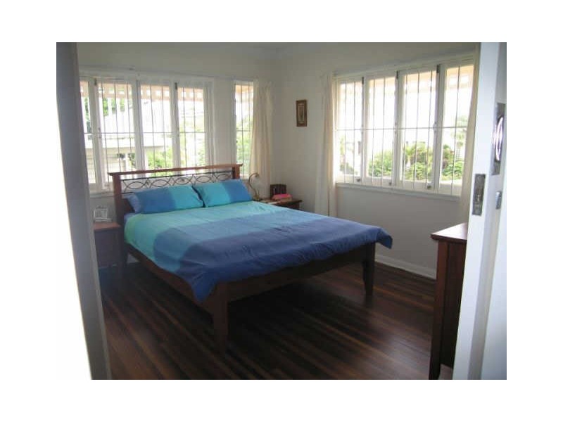 2/30 Cleveland Terrace, Townsville QLD 4810