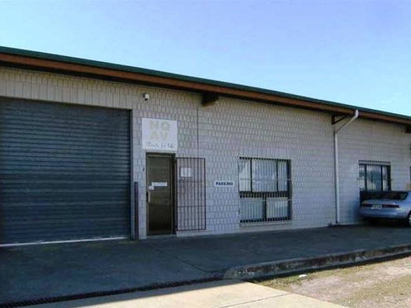 2/7 Gurney Street, Garbutt QLD 4814