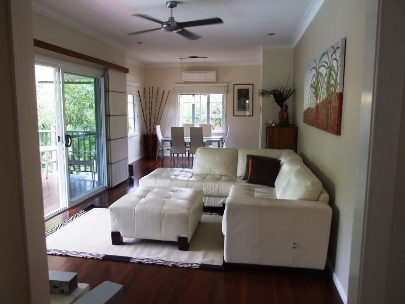 131 Corner Of Bundock & Price St, Belgian Gardens QLD 4810