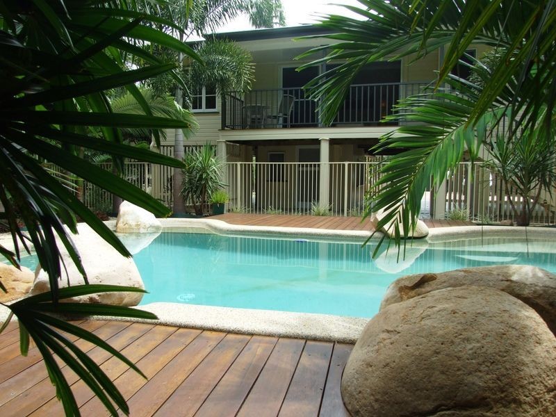 131 Corner Of Bundock & Price St, Belgian Gardens QLD 4810