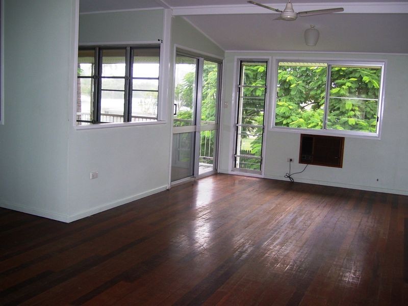 7 Gould Street, Kirwan QLD 4817