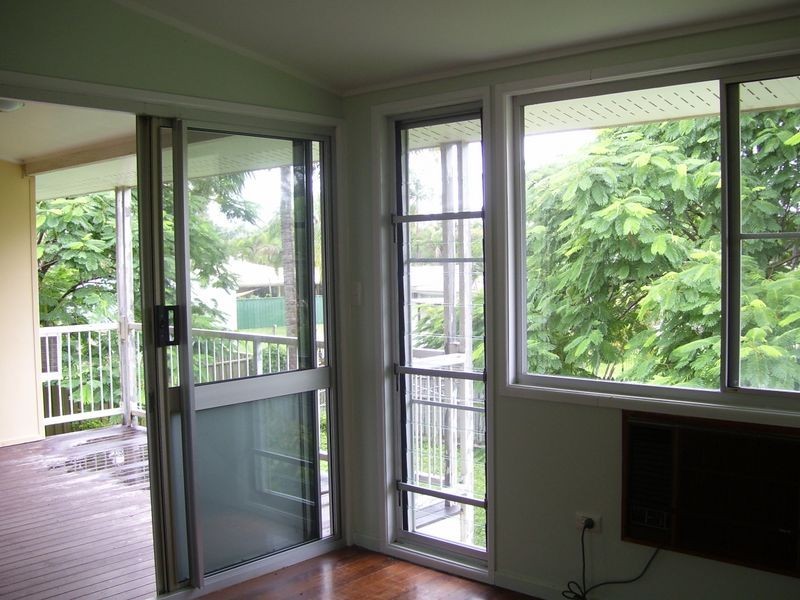 7 Gould Street, Kirwan QLD 4817