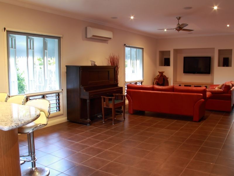 40 Hubert Street, South Townsville QLD 4810