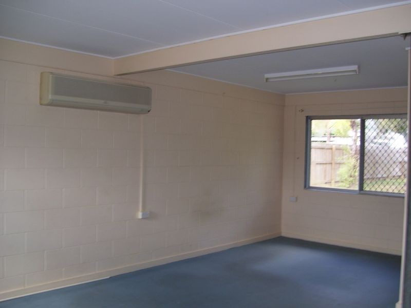 8 Pelican Avenue, Condon QLD 4815