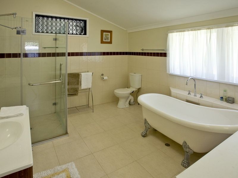 158 Bundock Street, West End QLD 4810