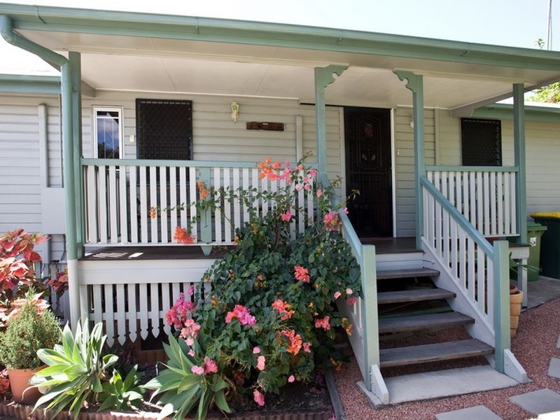158 Bundock Street, West End QLD 4810