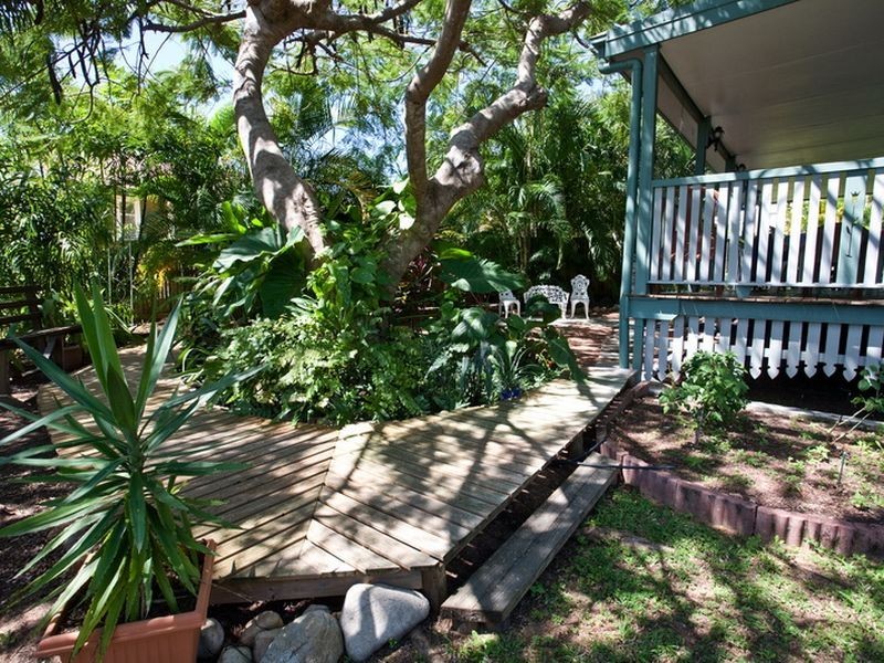 158 Bundock Street, West End QLD 4810