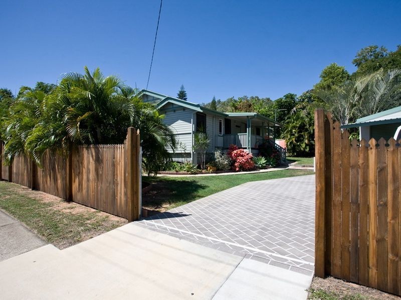 158 Bundock Street, West End QLD 4810