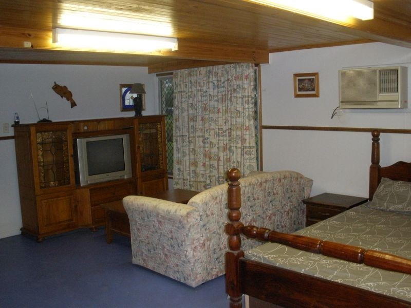 21 Weaver Street, Heatley QLD 4814