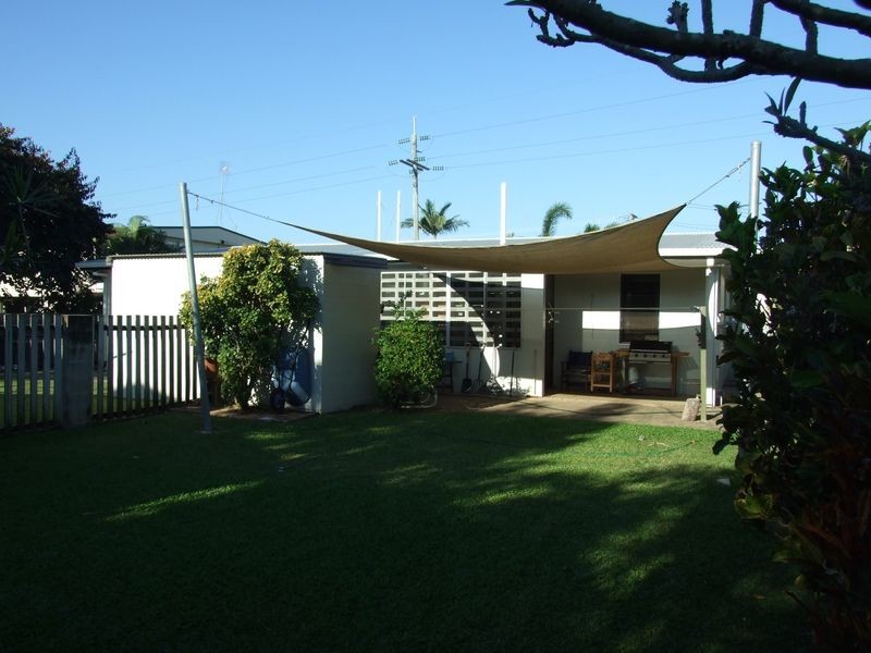 2/116 Thirteenth Avenue, Railway Estate QLD 4810