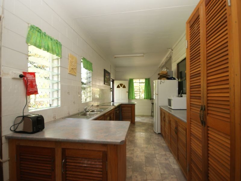 28 Soule Street, Hermit Park QLD 4812