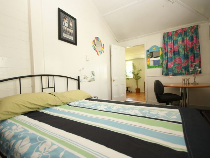 28 Soule Street, Hermit Park QLD 4812